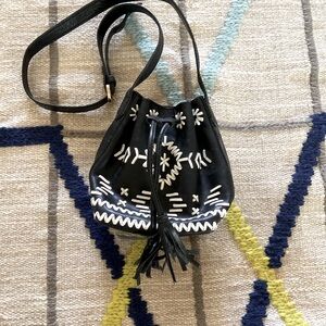 Western crossbody leather bucket bag